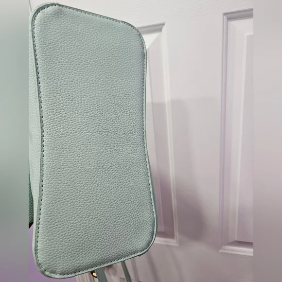 Crossi Satchel with Bow Accent - NWT - Picture 7 of 8